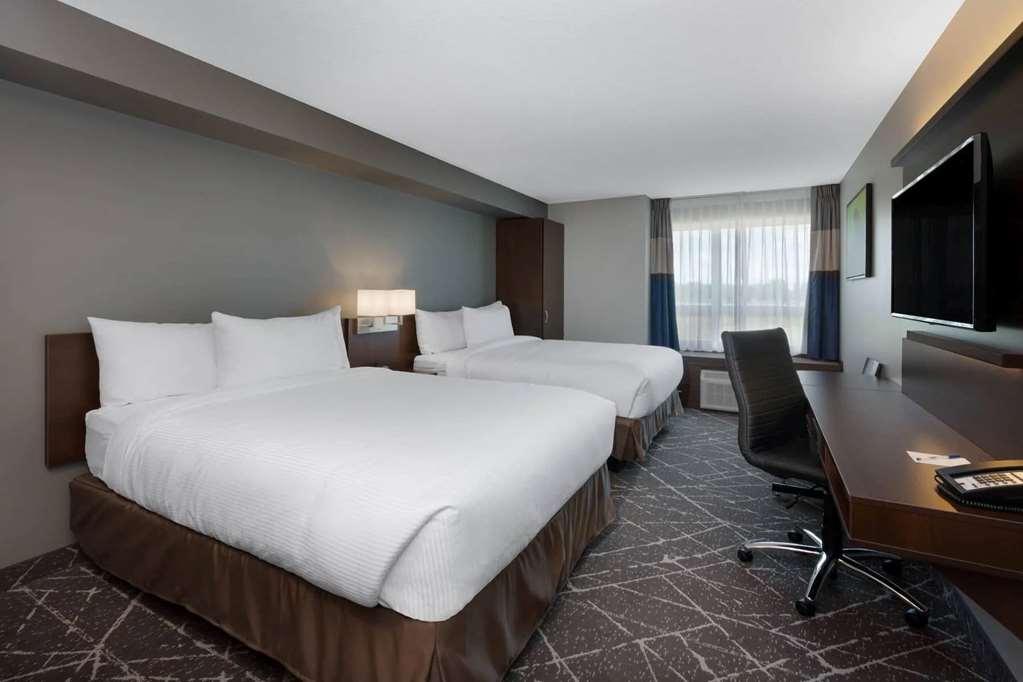 Microtel Inn & Suites By Wyndham Aurora Room photo